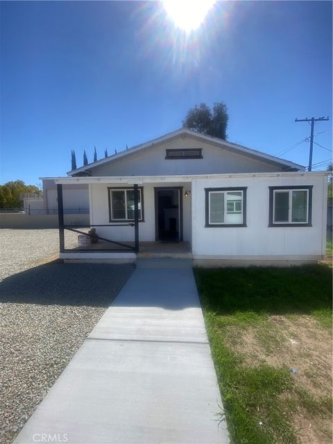 24957 Washington Avenue Murrieta CA 92562