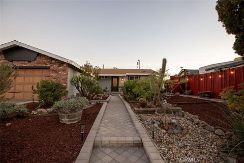 A home in La Mirada