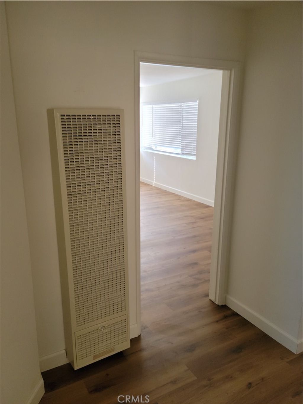 listing image 130721070637887293090
