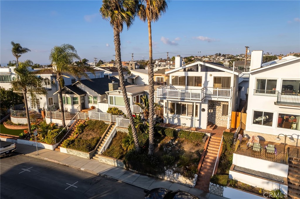 2136 Monterey Boulevard