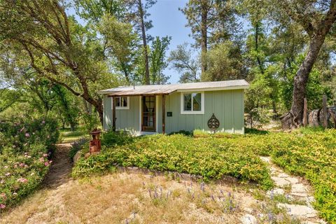 A home in Mariposa