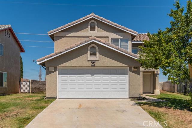 Welcome Home To 14588 Hidden Canyon Lane... This Lovely Two Story Home Located In A Nice Cul-de-sac Has New Exterior & Interior Paint. The Moment You Walk In You Will Be Impressed!! 4 Bedrooms W/Ceiling Fans, 2.5 Remodeled Bathrooms, Living Room W/Double Sided Fireplace, Updated Kitchen W/Granite Counter Tops W/Stunning Back Splash, Family Room And Much More. The Back Yard Has A Very Nice Brick Wall W/Enclosed Patio. Don't Let This Beauty Pass You BYE!!!
