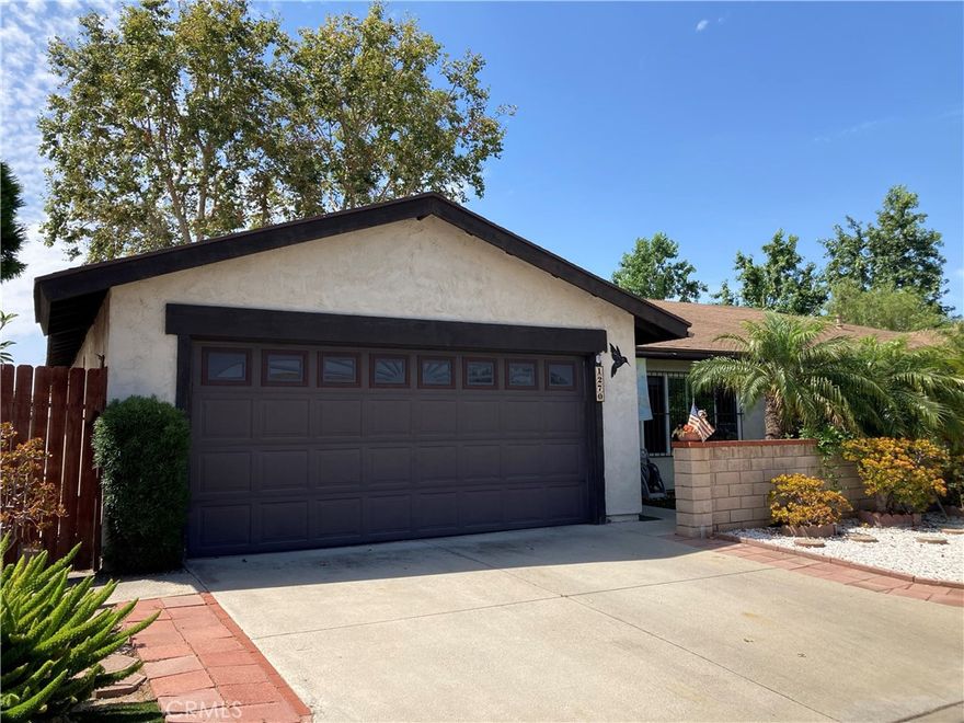 Wonderful opportunity to move down or start new in this single-story single-family home. Or turn this 2br 2ba home into an investment to hold. This community is a gem unseen until you enter the streets of the community that offers many amenities for a small monthly fee; they include pool, spa, many large greenbelts and tennis courts etc. This home is located on an excellent "large" lot for the community and in an interior cul-de-sac that displays the parklike settings of this community. Conveniently located to the HOA amenities and generally very well located between the 57 and 5 freeways for easy access to get around Orange County. The nearby destination resorts nad ample industrial parks offer the lucky a short commute to work. The home itself has been loveingly cared for by the owner for decades and some upgrades have been made including the stylish tile floors that encompass the entry and hallways, dining and kitchen floors. both bathrooms have been modified for convenience not originally offered. Best of all this home offers a front patio and a spacious rear yard that has been upgraded with concrete slab throughout and surrounded by block walls.