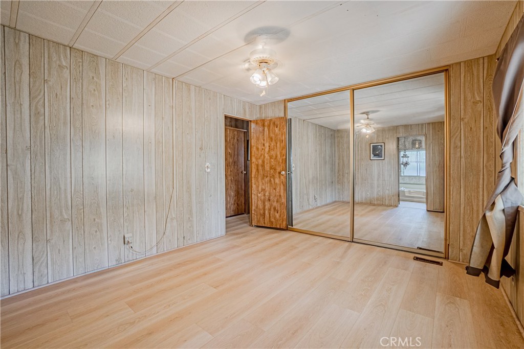 Photo 14 of 20 of 19009 S Laurel Park Road 126 mobile home