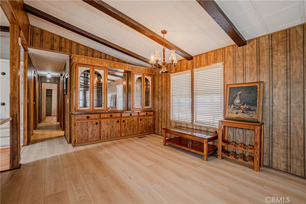 Photo 5 of 20 of 19009 S Laurel Park Road 126 mobile home