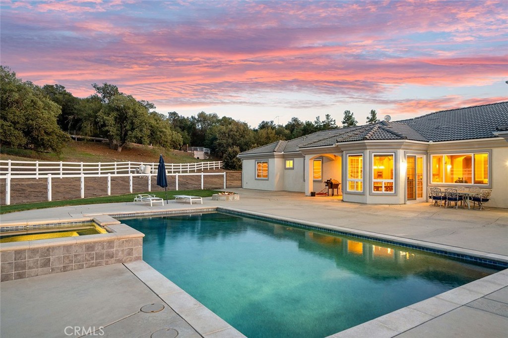 19654 Celia Vista