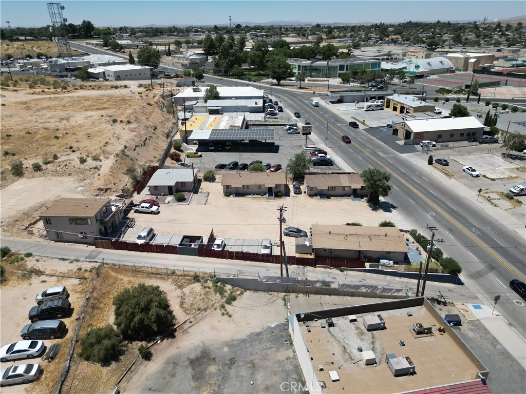 16675 Mojave