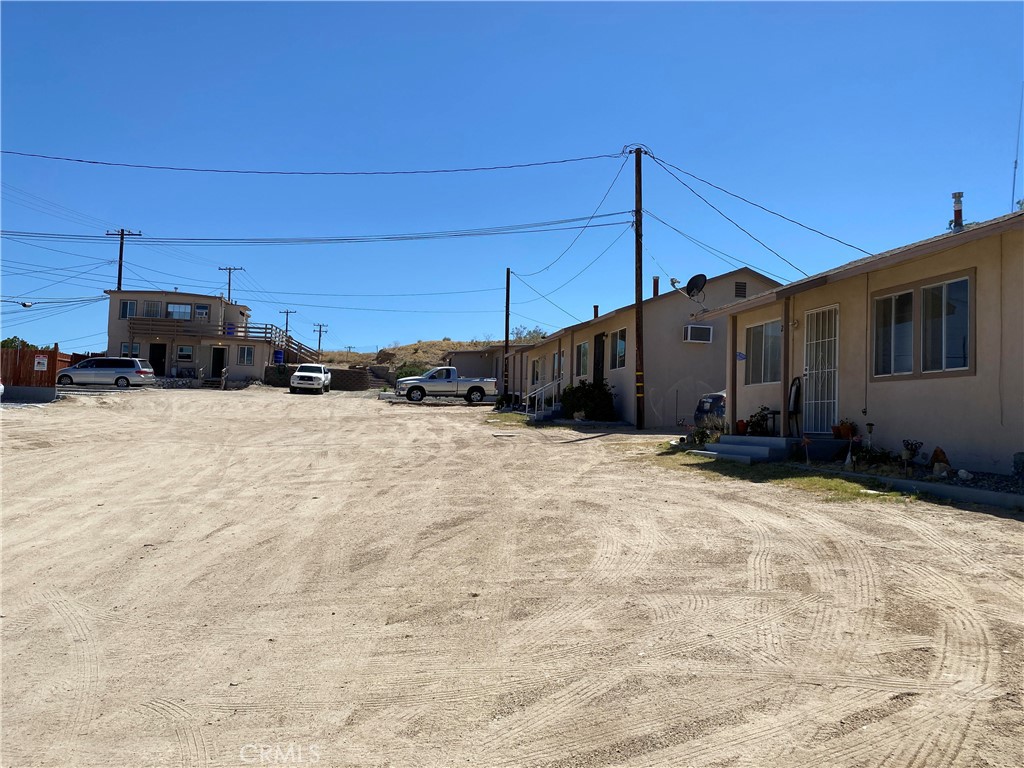 16675 Mojave