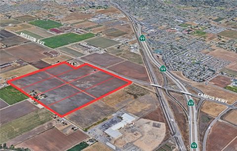 2246 E Mission Avenue Merced CA 95341