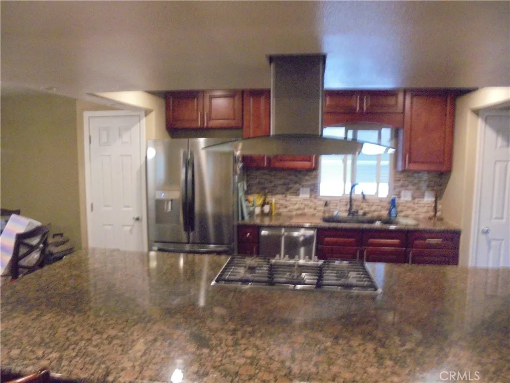 Rancho Dominguez, California 90220, United States, 2 Bedrooms Bedrooms, ,2 BathroomsBathrooms,Residential,Active,92563