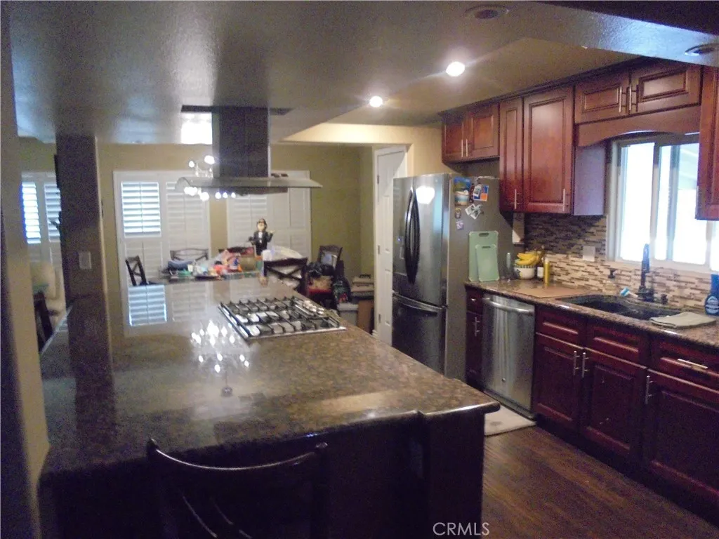 Rancho Dominguez, California 90220, United States, 2 Bedrooms Bedrooms, ,2 BathroomsBathrooms,Residential,Active,92563