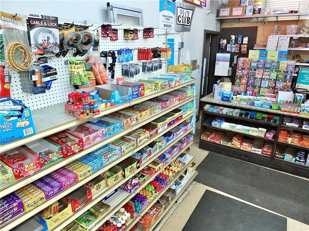 Rancho Dominguez, California 90220, United States, 2 Bedrooms Bedrooms, ,2 BathroomsBathrooms,Residential,Active,92563