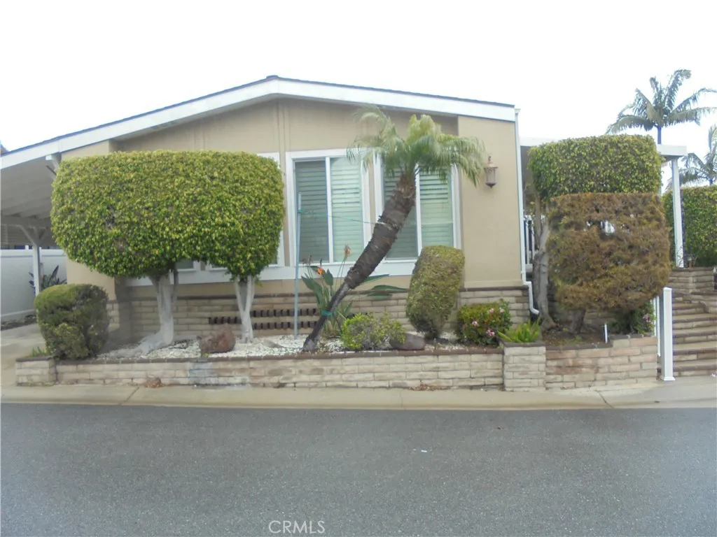 Rancho Dominguez, California 90220, United States, 2 Bedrooms Bedrooms, ,2 BathroomsBathrooms,Residential,Active,92563