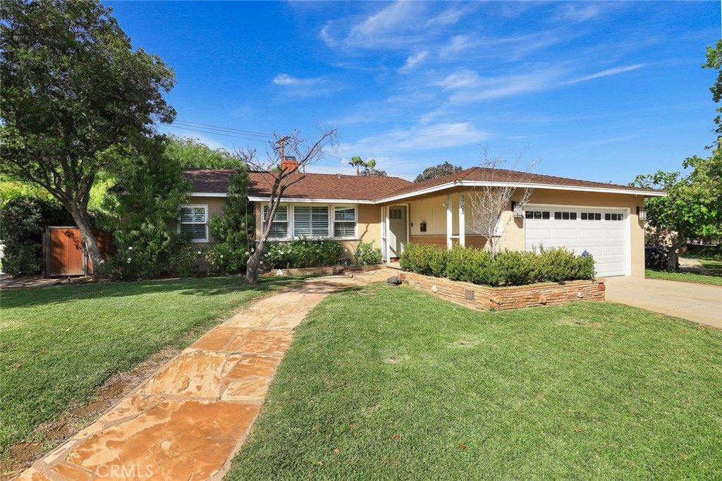 listing image 130729529712044819165
