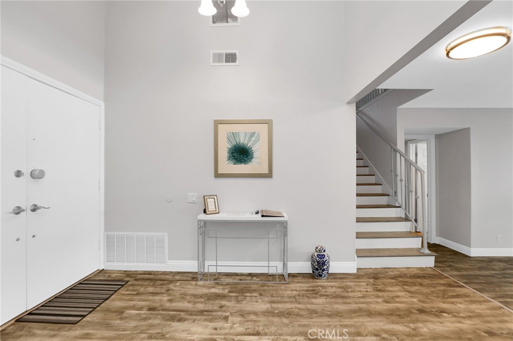 26885 La Sierra Drive