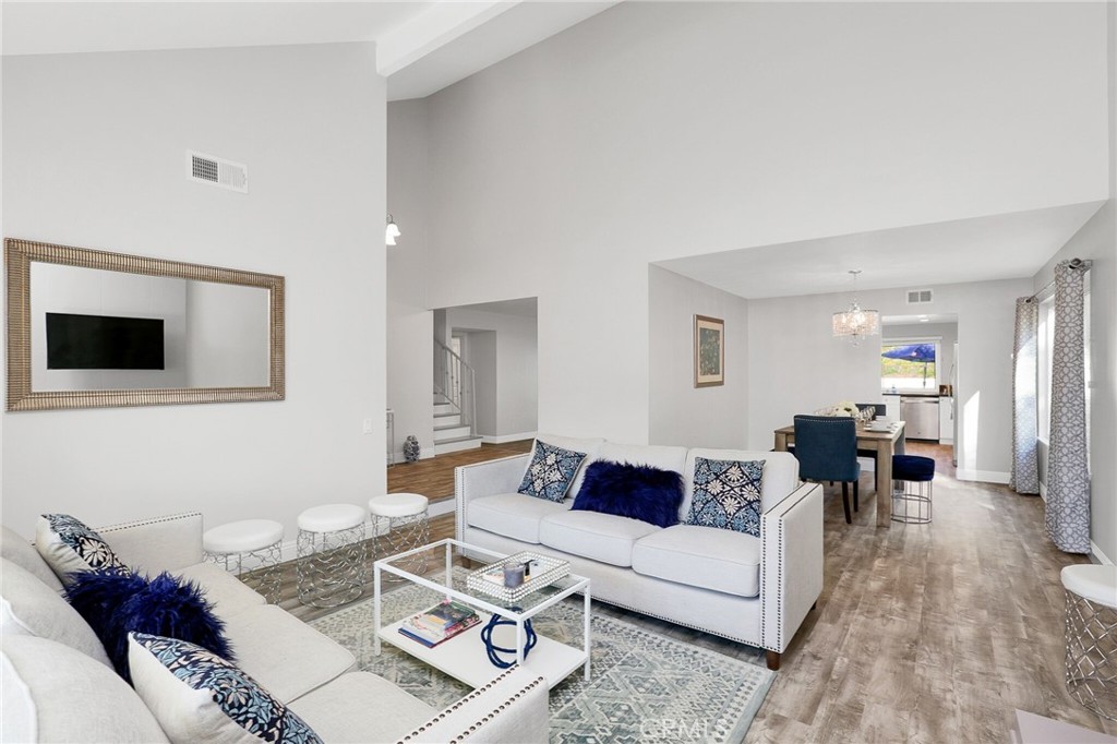 26885 La Sierra Drive