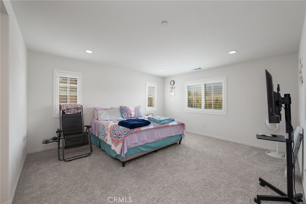 listing image 130723132175601329889