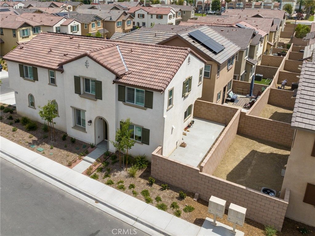 listing image 130727253925303133288