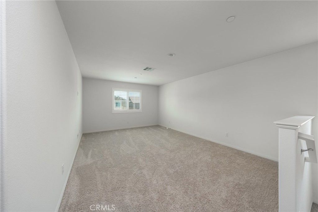 listing image 130724248716260279569