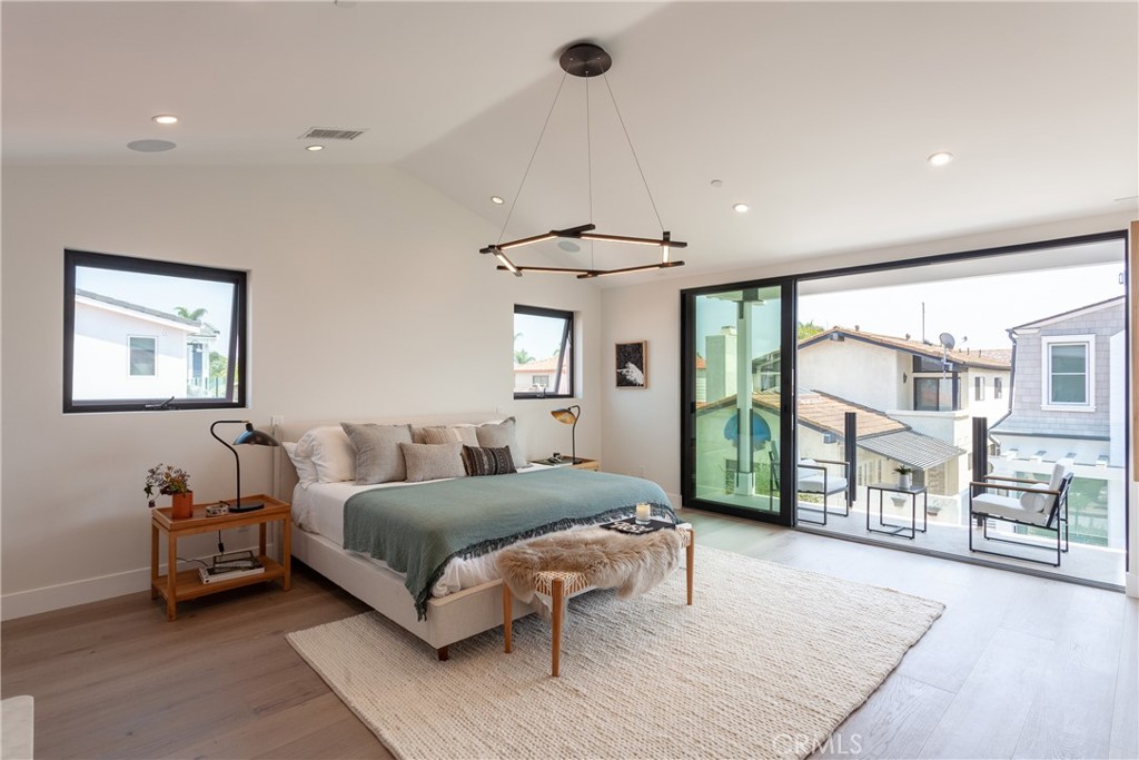 Lido Island (LIDO) - Residential