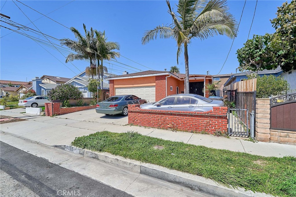 4265 W 119th Street