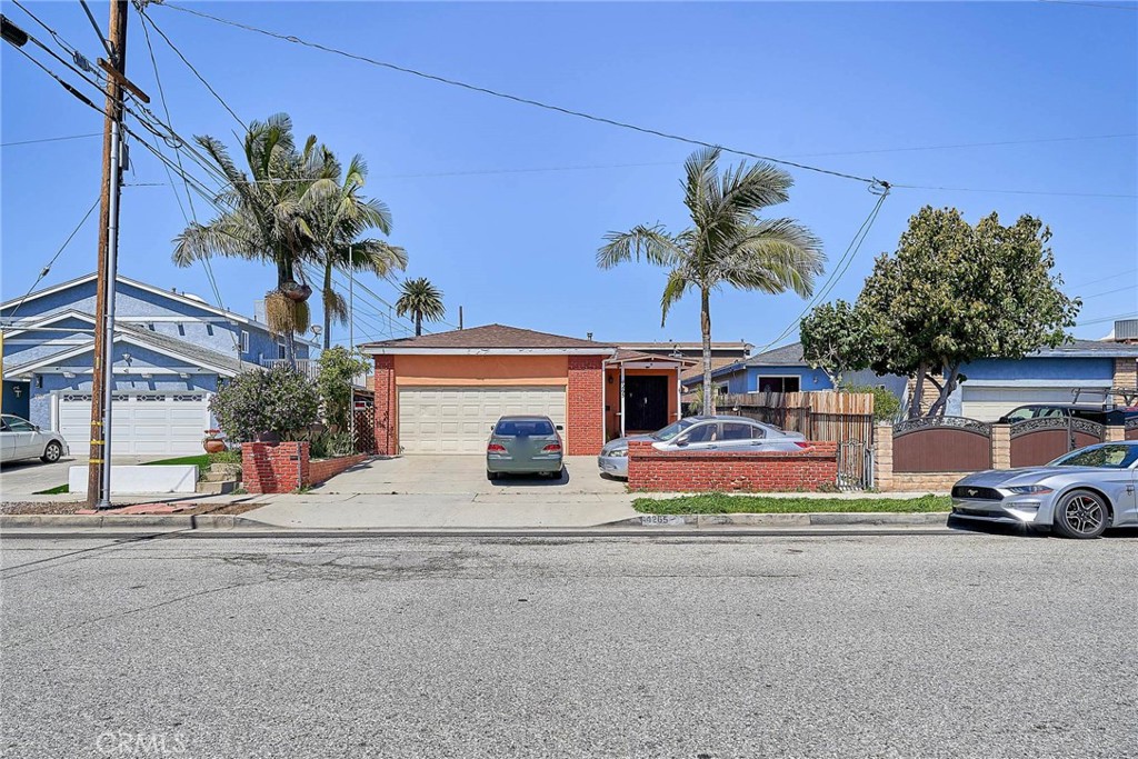 4265 W 119th Street