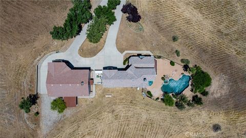 A home in Leona Valley