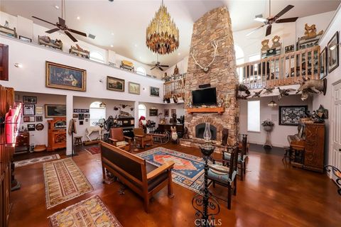 A home in Leona Valley