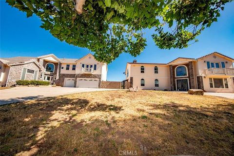 A home in Leona Valley