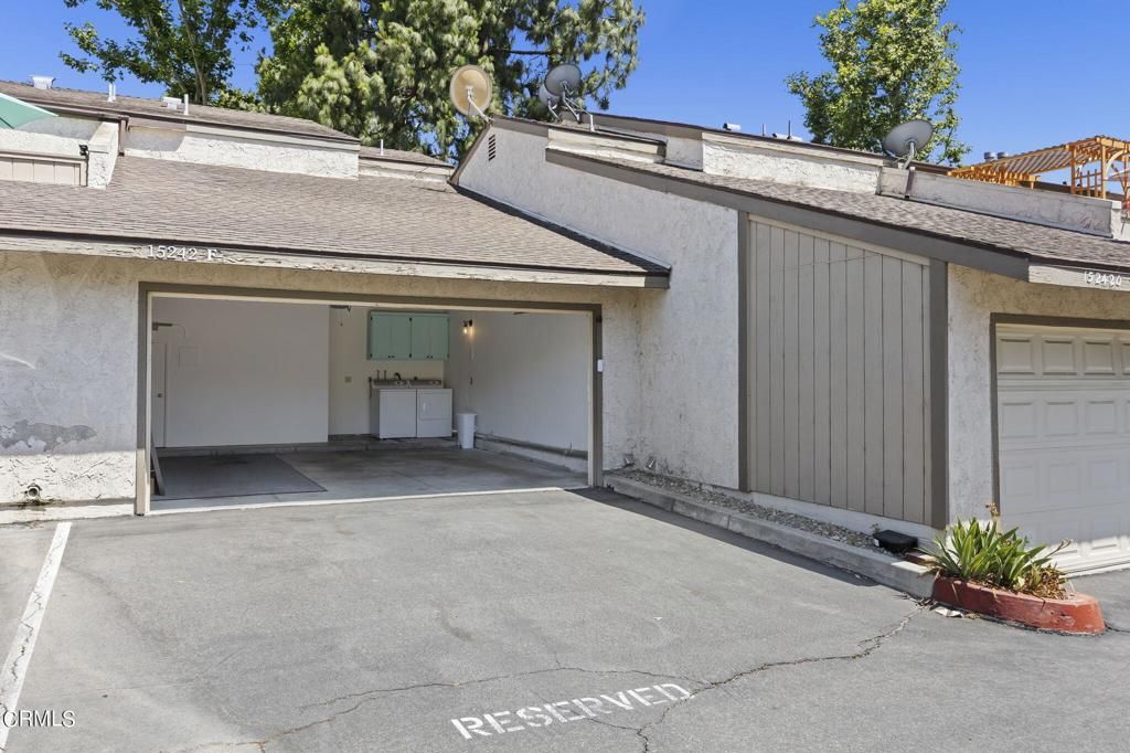 listing image 130722698644217769955