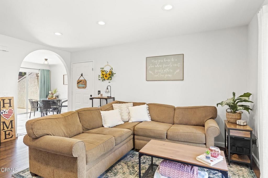 listing image 130723854709464383085
