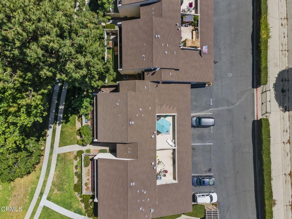listing image 130720575155142524356