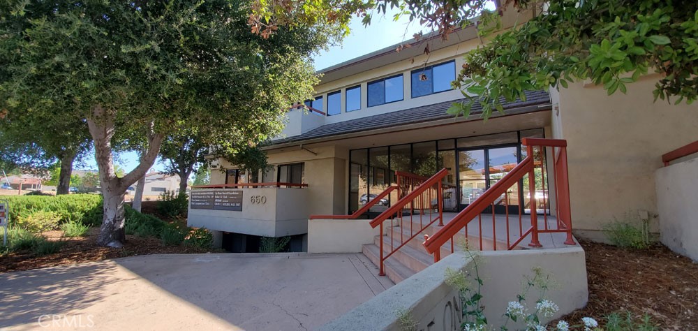Spacious and versatile office suite for lease at Village One Professional Building, a well-maintained professional office/medical building near SYV Cottage Hospital. This upscale building caters to doctors, lawyers, accountants, and other professionals. You will enjoy landscaped walkways and patio areas as well as ample parking, both above ground and covered parking. Located within walking distance of shopping, dining, medical services, the hospital, and a local transit stop.