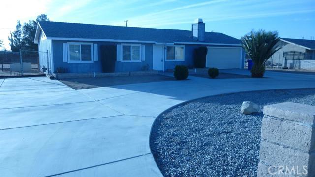 Nice, clean, turn-key 3 bedrooms, 2 full baths, 2 car garage home, ready for it's new tenants! This home has a fireplace, ceiling fans, stove, dishwasher, disposal, new window blinds, new paint, circle driveway, large back yard, and RV access. Close to schools and shopping. Nice property, a must see! Association Amenities: None Landscaping: Partial Special Features: Garage Door Opener