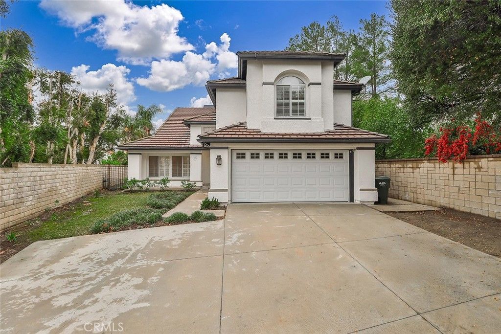 listing image 130725389402670623361