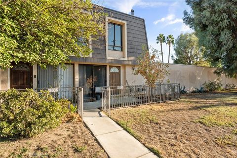 A home in Mission Hills (San Fernando)