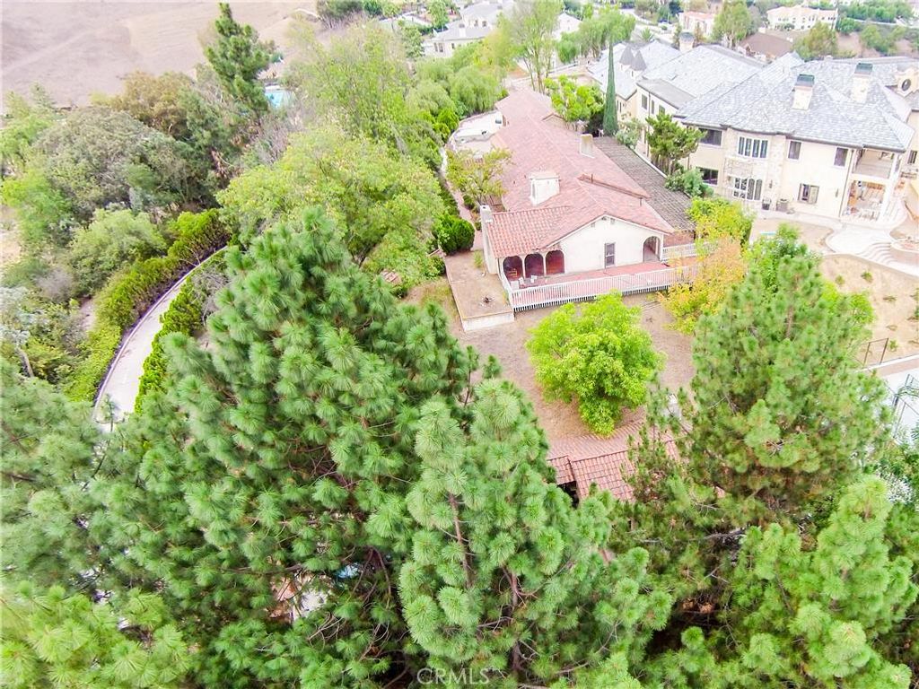 listing image 130722310964153477500