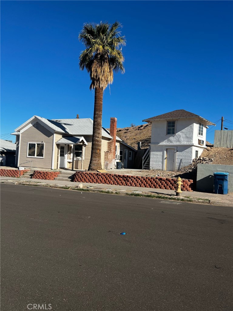 Listing image 4