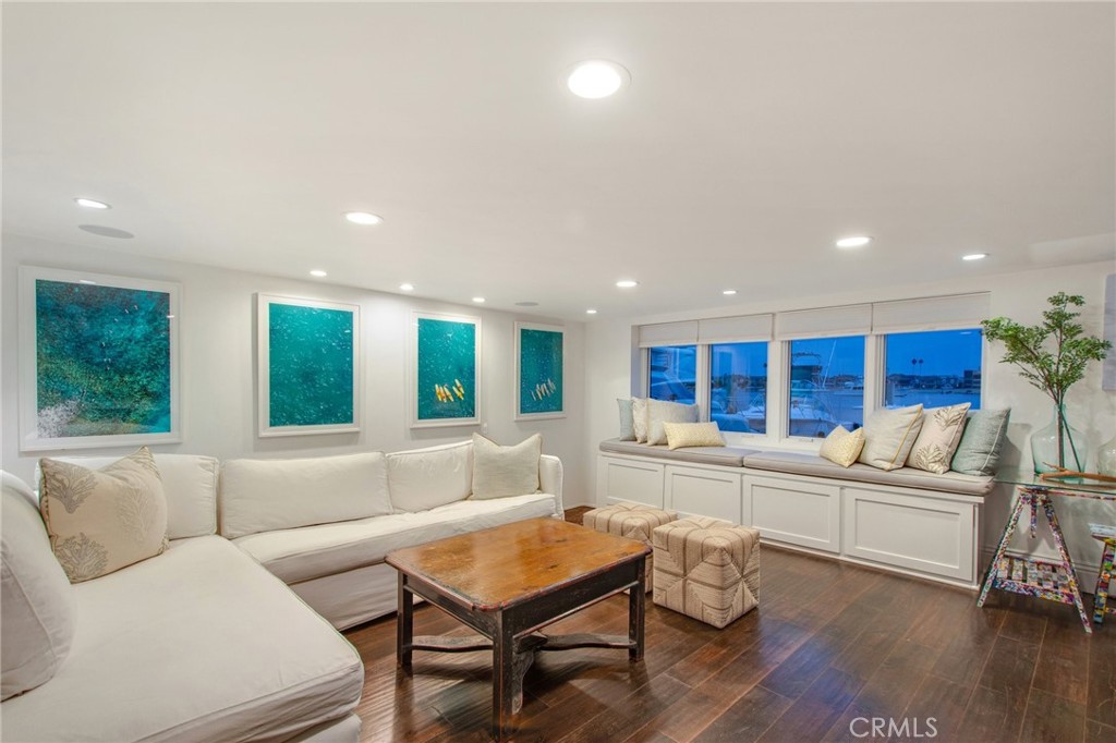 Lido Island (LIDO) - Residential