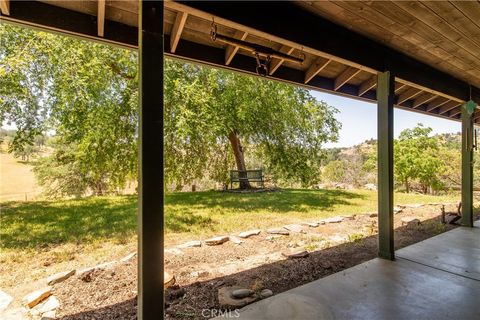 A home in Mariposa