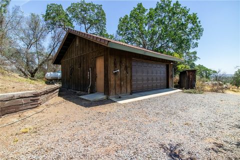 A home in Mariposa