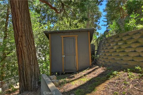 A home in Crestline