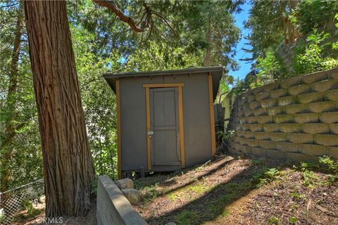 A home in Crestline