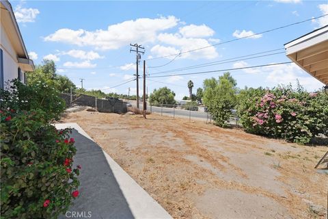 A home in Perris