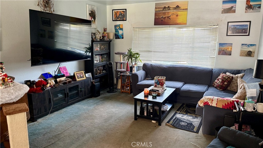 7002 Valentine Drive