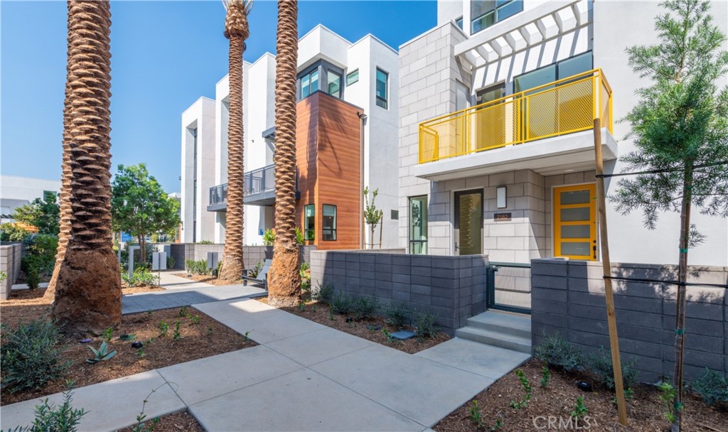 **Brand New Contemporary Home ** in Tustin Legacy for Lease.