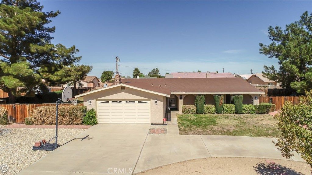 listing image 130727272802344067021