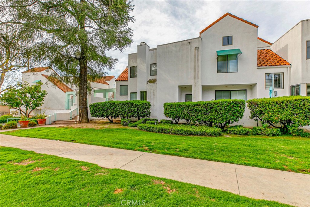1340 Glenwood Road 4