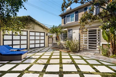 2459 Elden Avenue, Costa Mesa, CA 92627 - MLS#: PW24131783