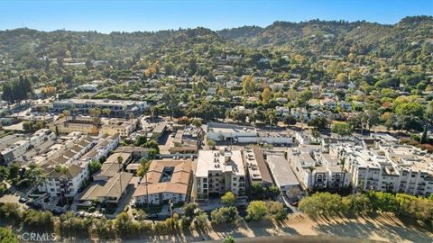 A home in Studio City